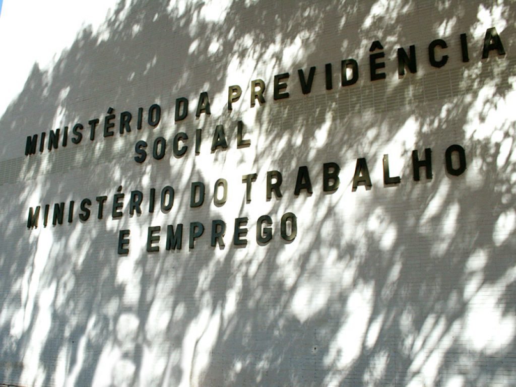 Ministério da Previdência Social e do Trabalho e Emprego